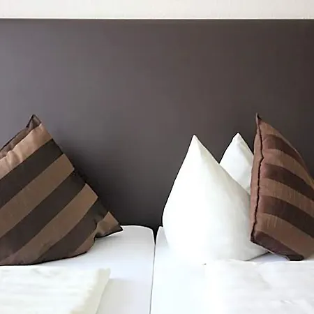 Kaiser's Weinland Hotel 3*